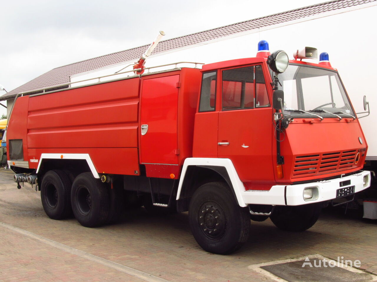 Truk pemadam kebakaran STEYR 1490 6x6 ROSENBAUER FIRE 