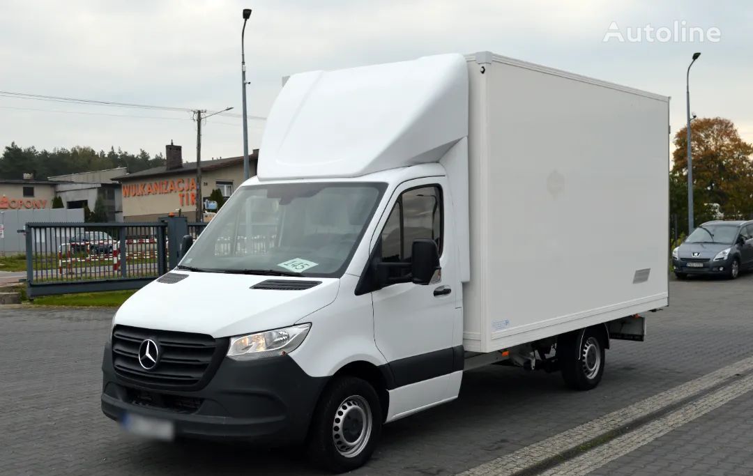 truk box < 3.5t Mercedes-Benz Sprinter 314 CDI Container 8 pallets  One Owner