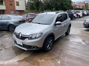 hatchback Renault Stepway