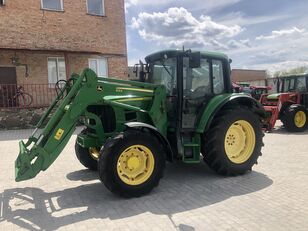 traktor roda JOHN DEERE 6230