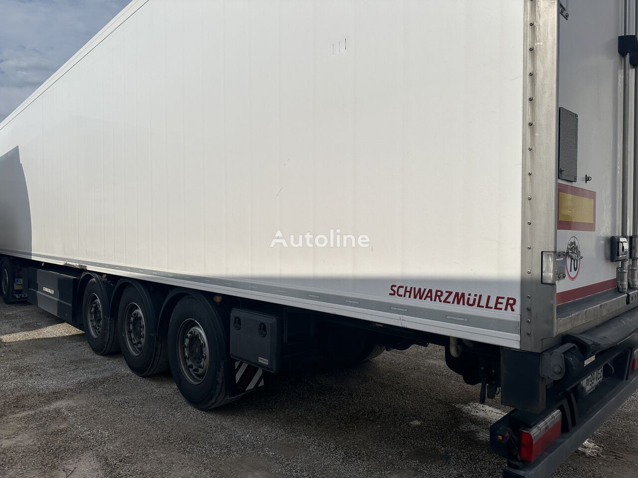 semi-trailer berpendingin Schwarzmüller Sor