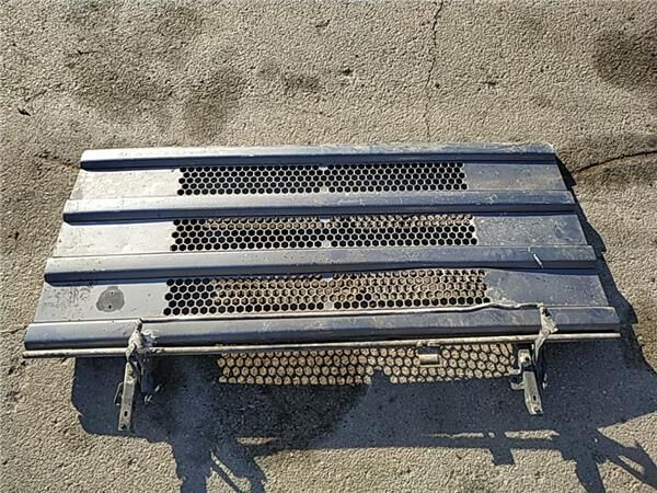 gril radiator Scania Calandra Scania 1397570 untuk truk Scania