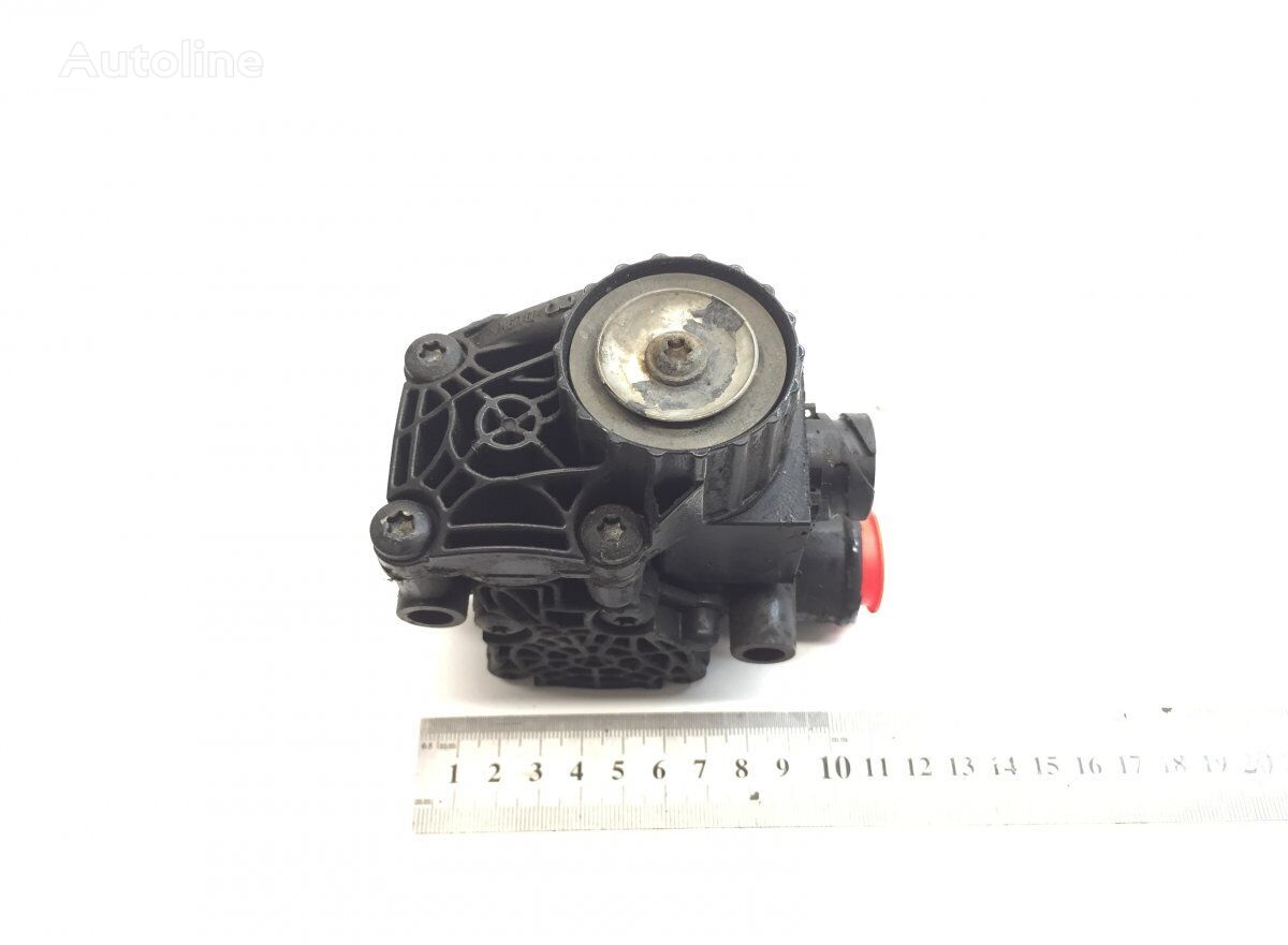 katup pneumatik MAN TGS 26.360 (01.07-) K038438 untuk tractor head MAN TGL, TGM, TGS, TGX (2005-2021)