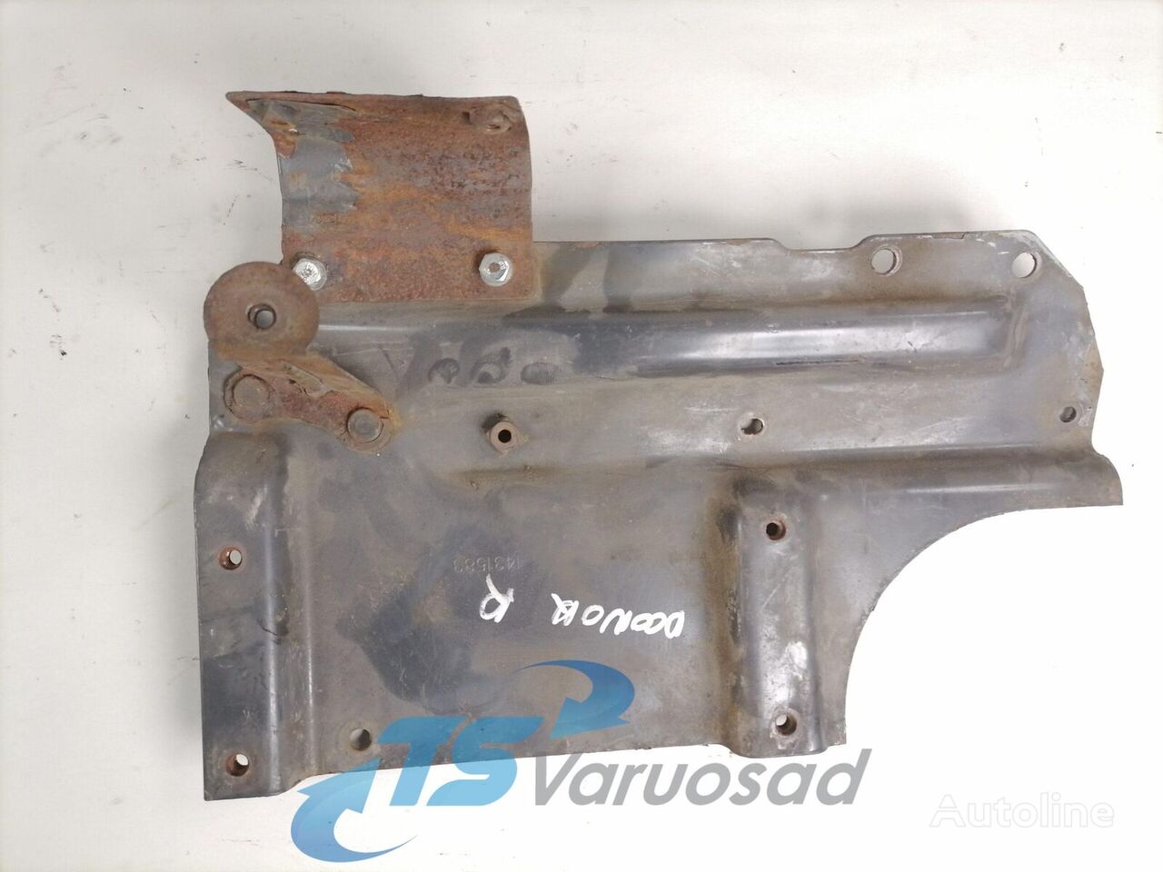 kaitseraua otsakandur Scania Bumper bracket 1431583 untuk tractor head Scania R480