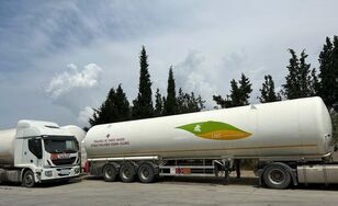 trailer tangki gas CRYOCAN 3Stück LNG Tankauflieger 42.5 m2  Carbonsan