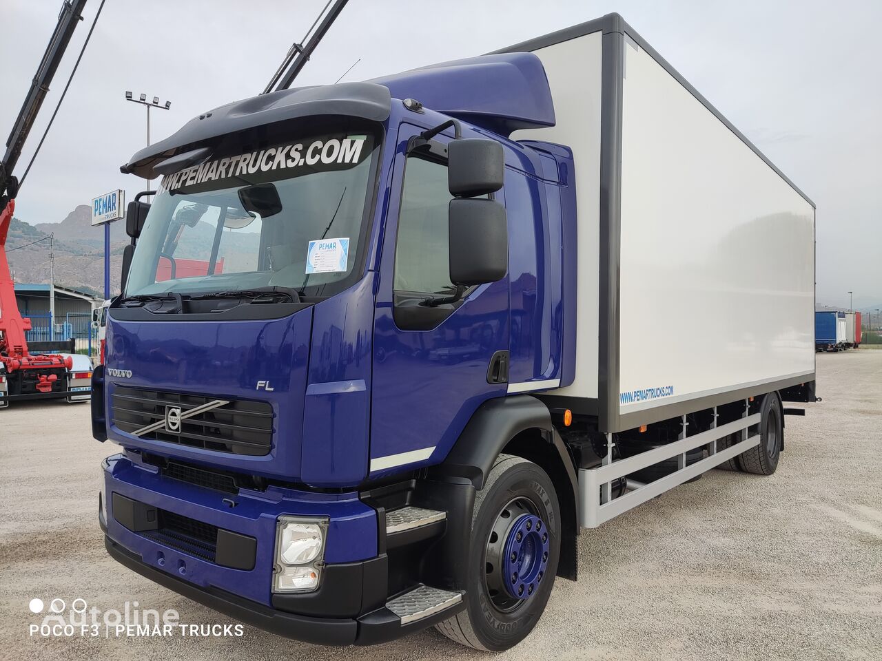 truk box Volvo FL 240 FURGON CERRADO 18T 4X2 EURO 5