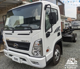 truk sasis Hyundai EX8 baru