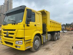 truk pembuangan HOWO 371HP